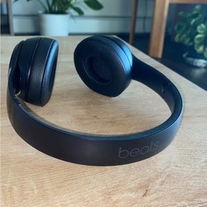 Beats Solo 3 Wireless Headphones